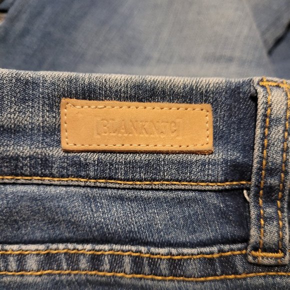Blank NYC MID-RISE JEANS - Picture 8 of 8